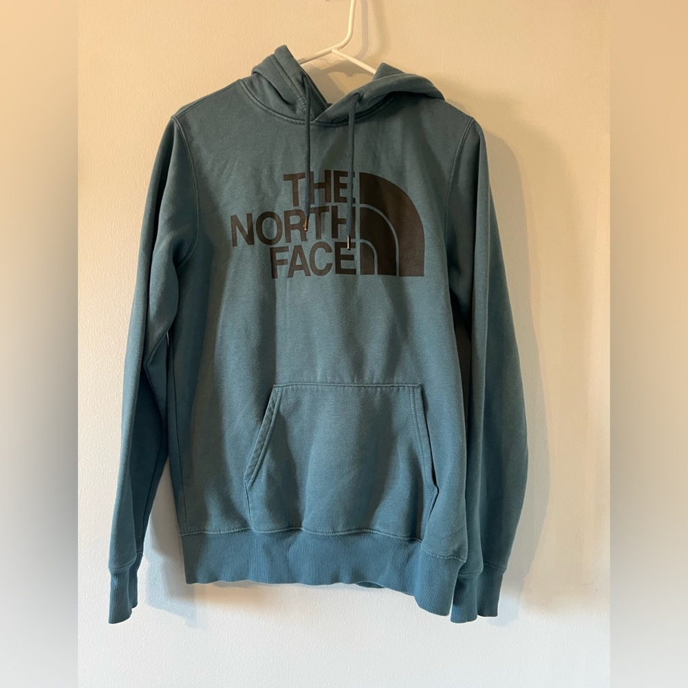 Men’s Northface sweatshirt hoodie